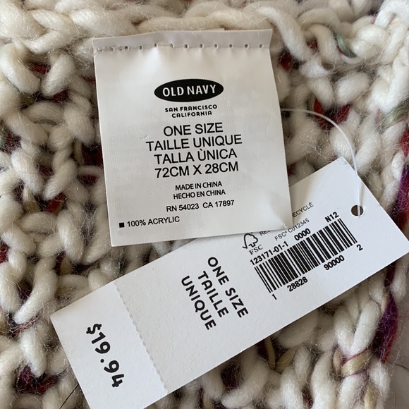 Old Navy - Colorful, Wide, Infinity Scarf - Picture 5 of 7